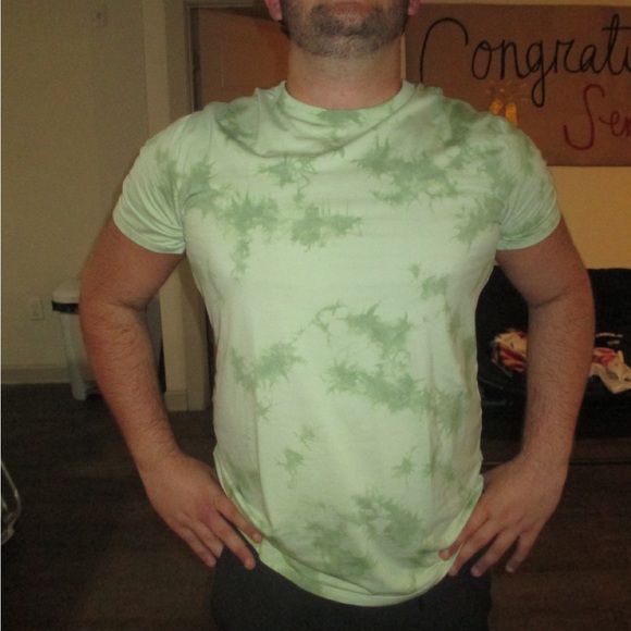 Men’s Lululemon 🍋 XL T-Shirt - Picture 1 of 2